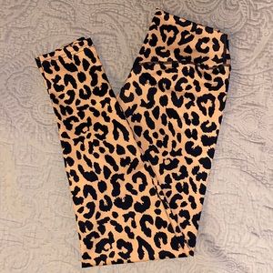 King Cheetah Leggings (Balance Athletica)!